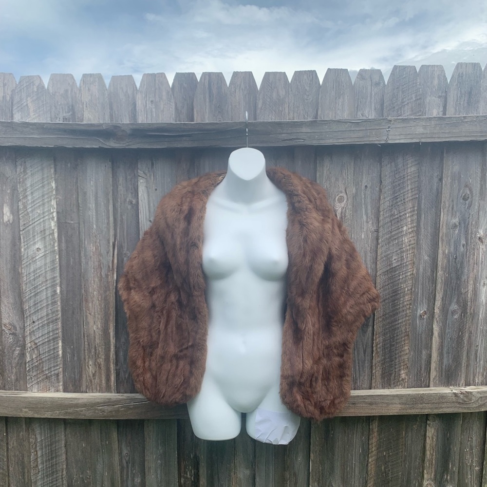 Arnold Constable : Vintage fur : Wrap/Shawl/Cape